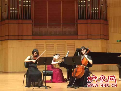 李明陽(yáng)、謝怡晨鋼琴音樂(lè)會(huì)在河南藝術(shù)中心圓滿落幕