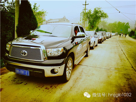 長(zhǎng)長(zhǎng)的車(chē)隊(duì)，每次活動(dòng)都是這么給力！
