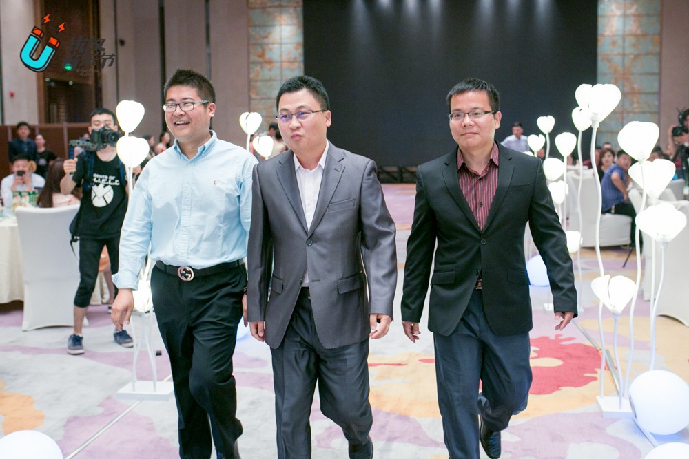 接下來(lái)這一組，人稱“江湖三……”