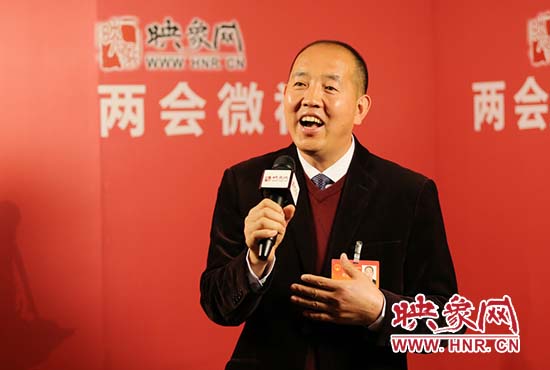 全國(guó)人大代表張全收做客映象網(wǎng)《兩會(huì)微視》視頻訪談。