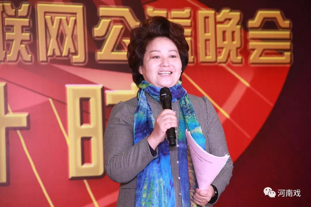 總導(dǎo)演、國(guó)家一級(jí)導(dǎo)演張建萍介紹尋找稀有劇種傳承人以及目前活動(dòng)推進(jìn)情況