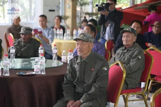 臺上展風采，臺下笑開懷