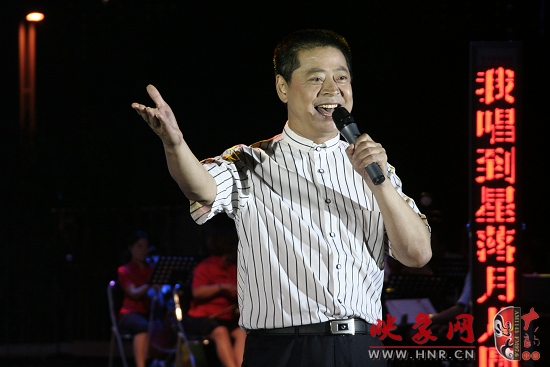 國家一級(jí)演員、河南省曲劇團(tuán)團(tuán)長孟祥禮演唱《你家在哪里》
