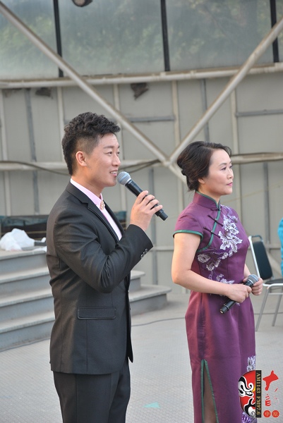 河南電臺(tái)戲曲廣播著名主持人池城、曉琴表演詩(shī)朗誦《一塊常香的玉》