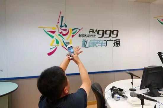 一言不合就撫摸鄭州，那怎么能少了我們私家車999？