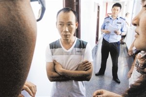 家屬沉默悲痛，不愿提起更多。