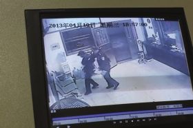 長(zhǎng)沙市救助站提供的監(jiān)控視頻。組圖/記者華劍