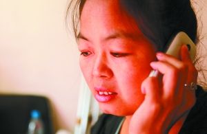 每次給家人打電話，史女士都會很難過。