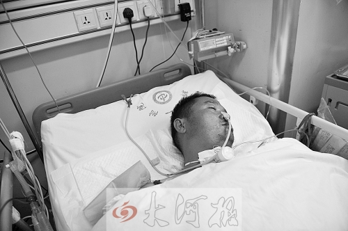 姚戰(zhàn)標(biāo)因甲烷中毒，大腦受到損害，重度昏迷。