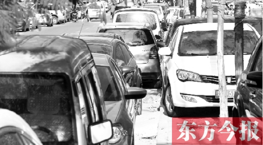 鄭州停車位緊張，給愛車找個(gè)車位每天都在考驗(yàn)著車主的智慧