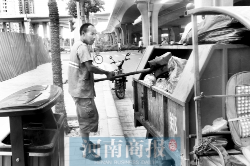隱形富豪李國全，心甘情愿做個環(huán)衛(wèi)工