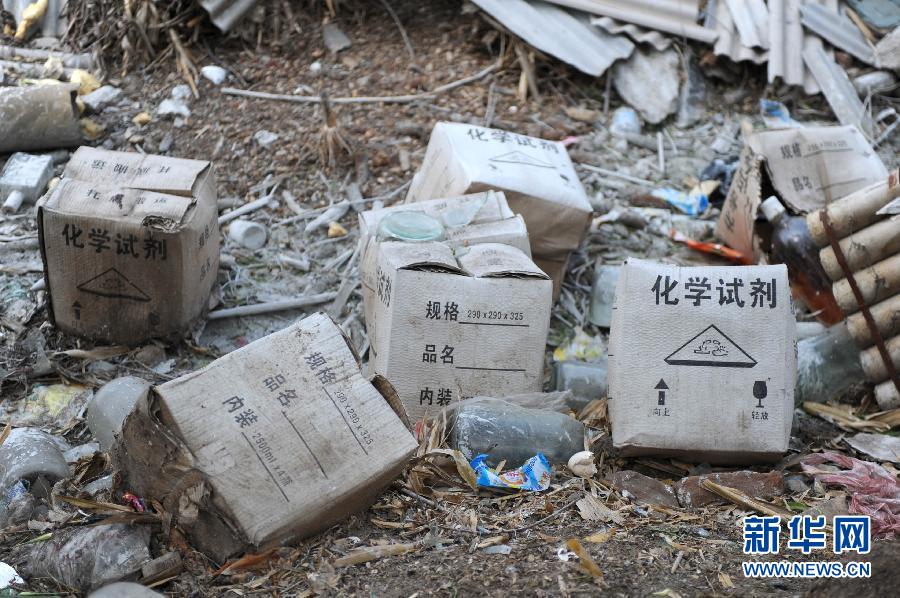 地下水成“綠茶”　污染二十多年該誰(shuí)治？