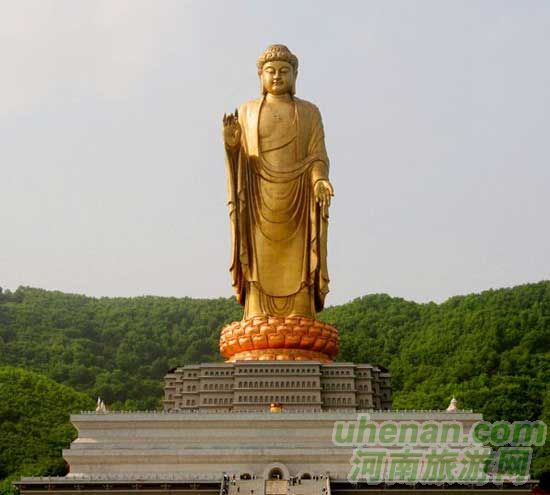 深秋去堯山賞紅葉、泡溫泉、拜大佛