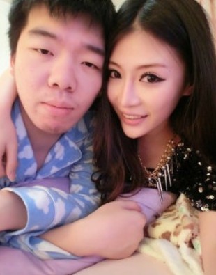 吉星鵬與祁可欣合影。