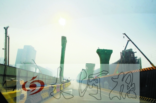 　三環(huán)大“項(xiàng)圈”，西、北兩段預(yù)計(jì)年底通車