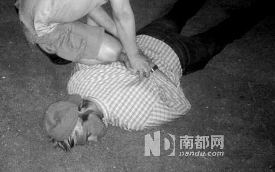 俄羅斯安全部門發(fā)布圖片顯示，美國(guó)駐俄使館工作人員福格爾被抓獲。