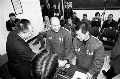 3月26日，浙江高院依法對(duì)張輝、張高平強(qiáng)奸再審案公開(kāi)宣判，撤銷原審判決，宣告張輝、張高平無(wú)罪。2004年，他們被法院認(rèn)定犯強(qiáng)奸罪判處重刑。