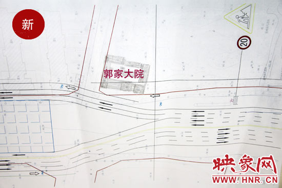 最新的設(shè)計(jì)圖紙上顯示，地鐵2號(hào)線(xiàn)東大街站臺(tái)的施工作業(yè)面，和之前相比，進(jìn)行了大范圍的壓縮。