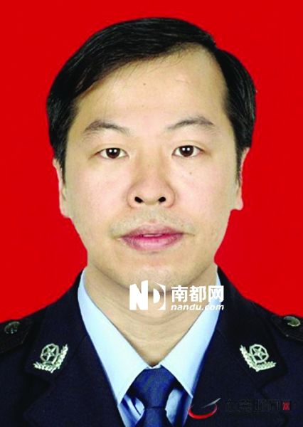 南城公安分局副局長(zhǎng)孔逸鴻。