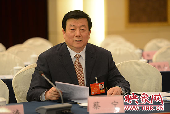全國(guó)人大代表、河南省人民檢察院檢察長(zhǎng)蔡寧