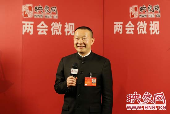 全國人大代表劉文新接受映象網(wǎng)“兩會微視”訪談。