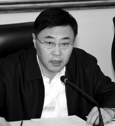 尚冰新任中國(guó)移動(dòng)董事長(zhǎng)，此前任工信部副部長(zhǎng)。