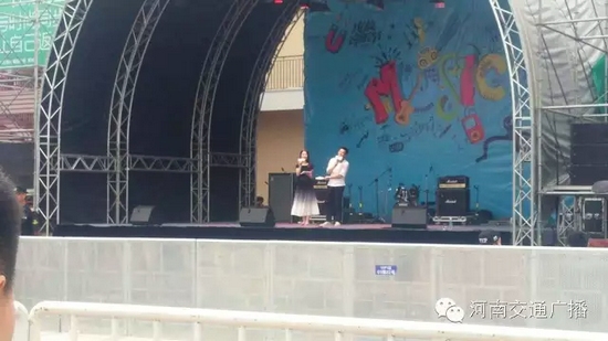 河南交通廣播主持人佳音、彎彎、朱浩都登上了優(yōu)放舞臺，優(yōu)放，交廣在這里！