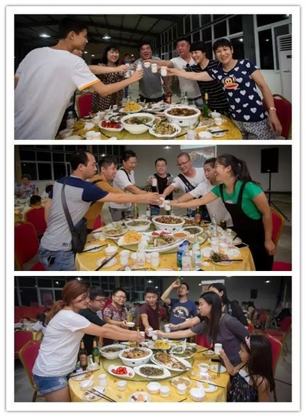 看我們的飯菜豐盛嗎？