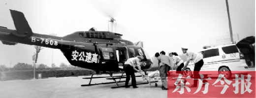 7月25日，河南省公安廳高速交警總隊(duì)進(jìn)行了首次直升機(jī)高速公路急救病人演練