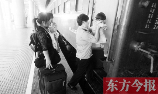 鄭州到溫州的2191/4次列車，是鄭州鐵路局最后一對綠皮車。