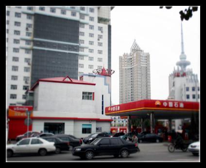 2013年12月20日，央視網(wǎng)記者來到中石油尚志銷售分公司調(diào)查，但對(duì)方拒絕了采訪要求。