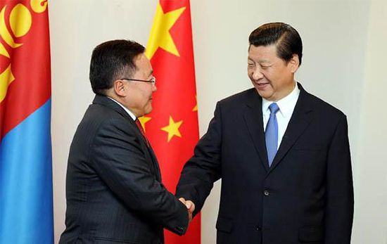 去年9月12日，國(guó)家主席習(xí)近平在比什凱克會(huì)見(jiàn)蒙古國(guó)總統(tǒng)額勒貝格道爾吉。 新華社記者謝環(huán)馳攝