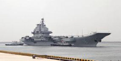 遼寧艦是我國海軍第一艘航母，新型航母將會(huì)比它更大更先進(jìn)。