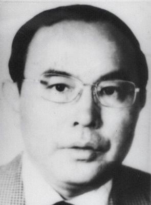 胡玉興 現(xiàn)年59歲，外逃前任山西省太原市住房制度改革辦公室主任，2002年7月逃往澳大利亞或新西蘭。