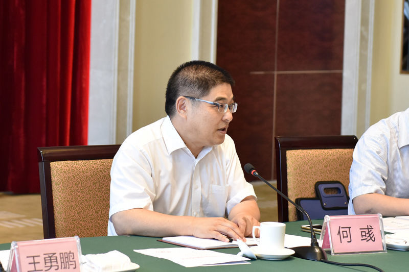 省委宣傳部副部長、省委網(wǎng)信辦主任何彧