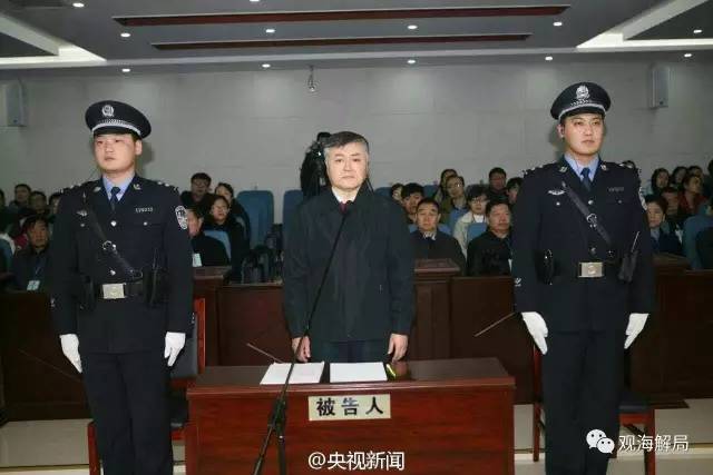 除反腐劇里的“藏錢”，貪官買房還干啥？