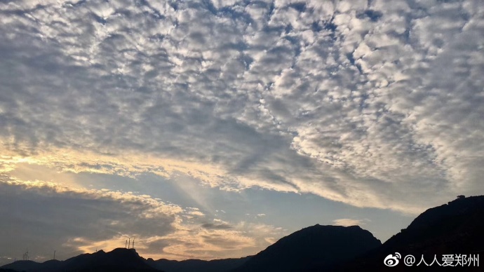 又被鄭州的藍(lán)天刷屏！隨便一拍就是手機(jī)壁紙