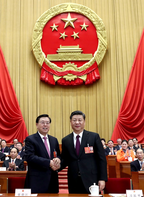習(xí)近平當(dāng)選國(guó)家主席、中央軍委主席