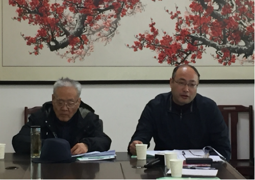 （左：原周口地區(qū)常委秘書(shū)長(zhǎng)梁祖靈 ；右：鄲城縣委常委組織部長(zhǎng)侯磊 ）