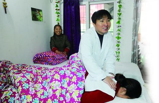 從失明絕望到振作開店，盲小伙陳冬經(jīng)歷重生