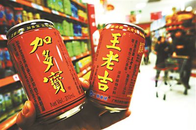 廣東省高級(jí)人民法院一審宣判，紅罐涼茶裝潢所有權(quán)歸屬于王老吉，加多寶稱將上訴供圖/CFP
