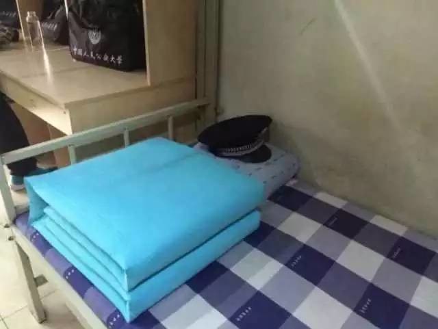 這個(gè)學(xué)校的男生宿舍火了！女同學(xué)都喊著要嫁