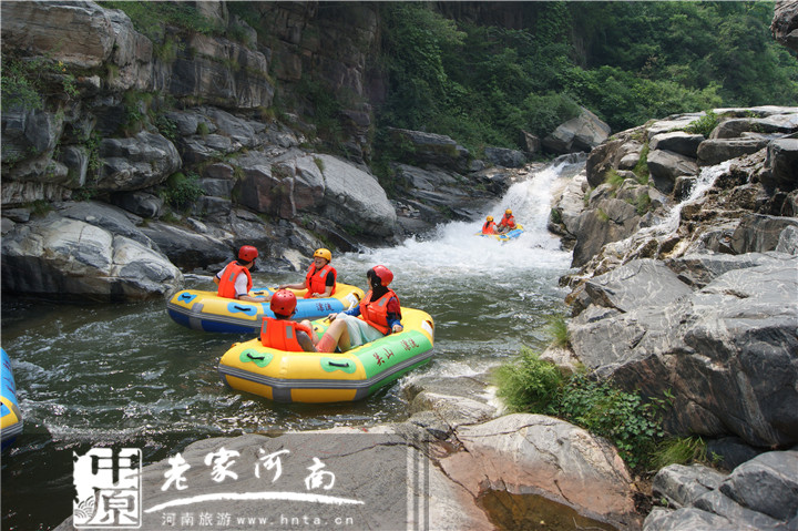 這個夏天,到關(guān)山、八里溝漂流戲水爽“到家”了