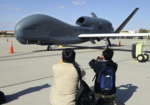 日本計(jì)劃在釣魚島海域部署美軍“全球鷹”無人偵察機(jī)