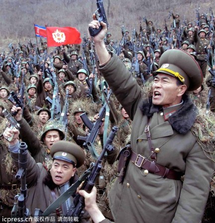 　朝鮮人民軍士兵戰(zhàn)意高昂。