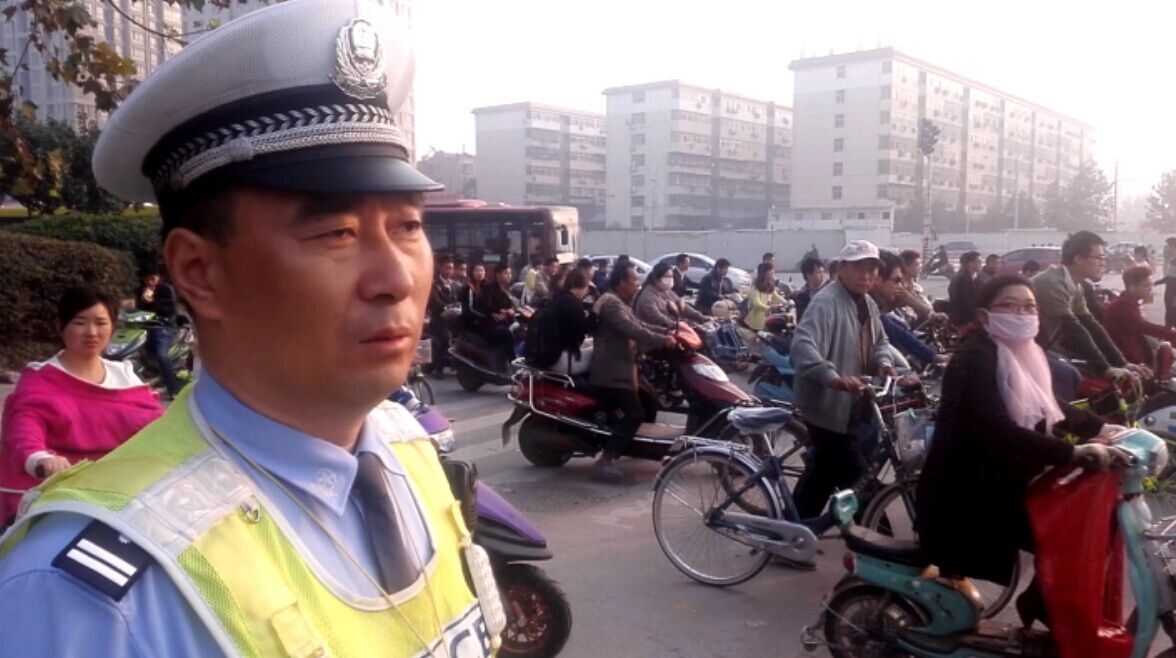 上班表情：1逗2羞3怕 你是哪個(gè)？