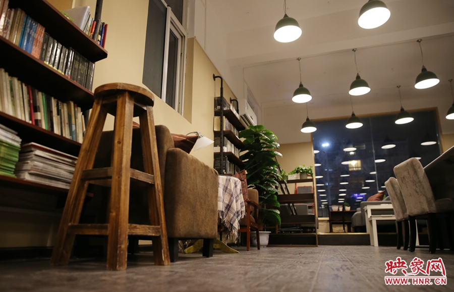 書店內(nèi)的裝飾。